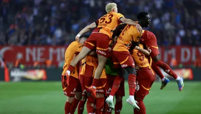 Rıdvan Dilmen: Galatasaray vitesi 2'den 5'e çıkardı
