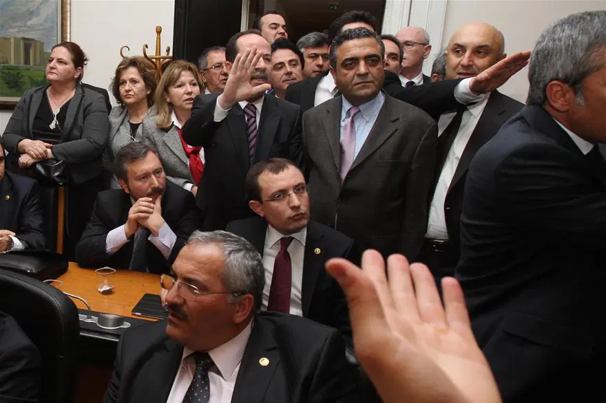 '4+4+4' savaşı 4