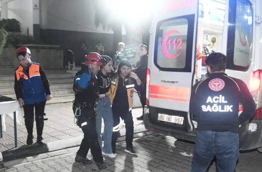 KYK yurtlarında eş zamanlı deprem tatbikatı 36