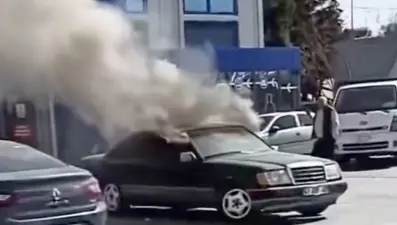 Muayeneden geçemeyen aracını ateşe verdi