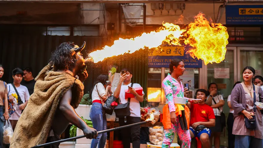 Çin'de yeni yıl başladı. Bu yılın adı "Ateş Atı" 9