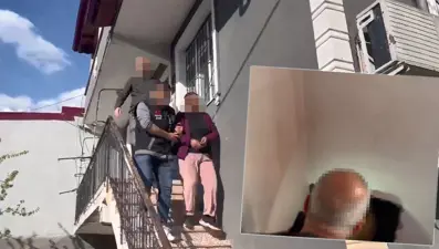 Firari hükümlü gizli bölmeden çıktı