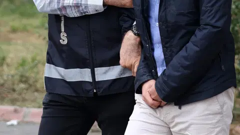 Neler oluyor? 39 ilde yatırım dolandırıcılığı operasyonu. 159 şüpheli gözaltında
