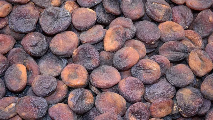 GEÇEN YIL 900 LİRAYDI, BUGÜN BİN 800 LİRA 1 GEÇEN YIL 900 LİRAYDI, BUGÜN BİN 800 LİRA 1