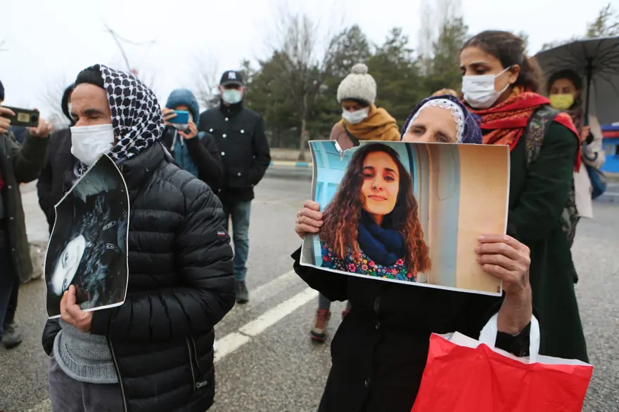 
AVUKATA İSİMSİZ NOT BIRAKILMIŞTI 8