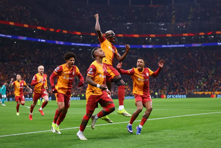 Bir yıl daha Galatasaray forması giyecek. Sözleşmesi otomatik olarak uzadı