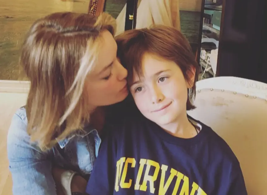 Gamze Özçelik'in oğlu Murathan 16 yaşında. "Seni tarifsiz seviyorum" 1