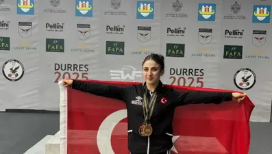 Riyad'da ilk altın madalya Gamze Altun'dan