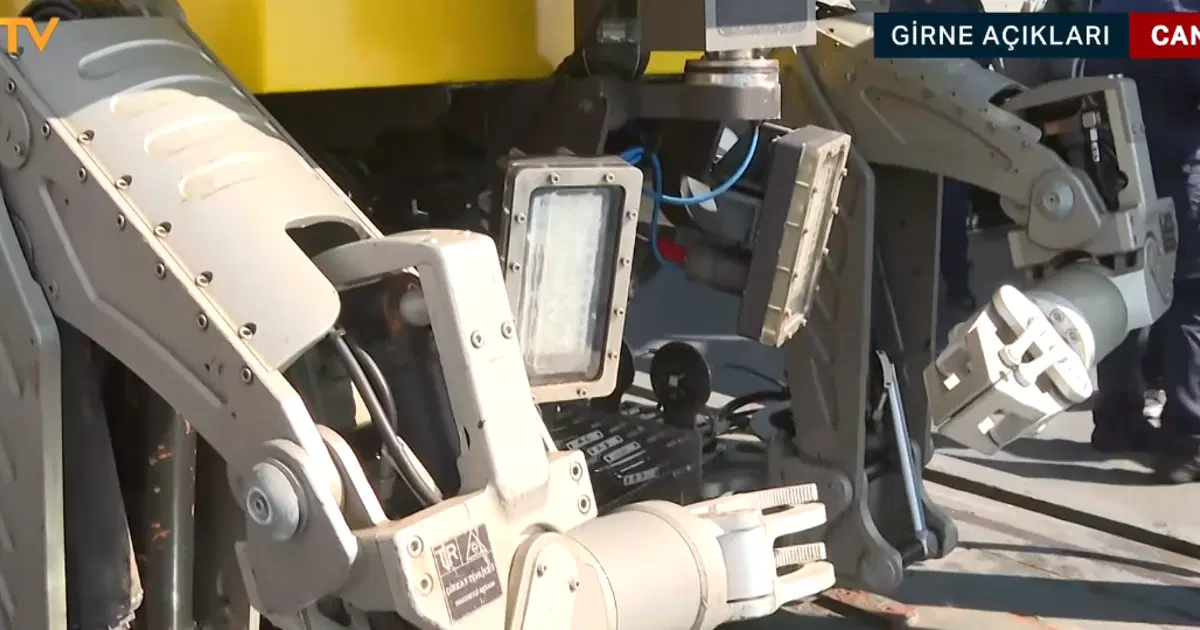 TCG Işın gemisi bölgede. Girne'deki feribot faciasında geminin enkazına robotla dalış yapılacak