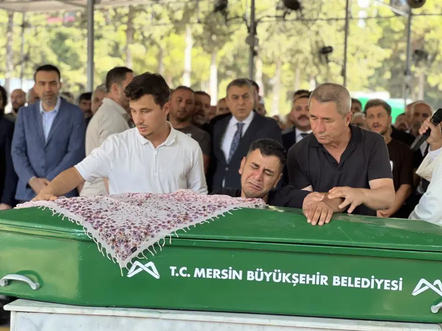 CAN YELEĞİNİ KIZINA GİYDİRMİŞ 3