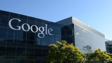 Google, kendi uygulama mağazasında üçüncü taraf uygulama mağazalarına izin vermeye hazırlanıyor