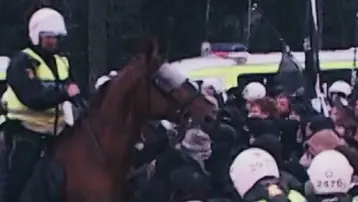 İsveç'te neo-Naziler 15 yıl sonra yeniden sokakta