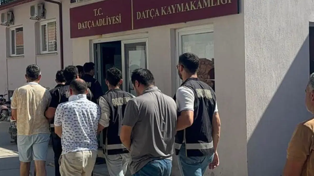 احتجاز مشتبه بهم من منظمة FETÖ على متن قارب قبالة السواحل التركية