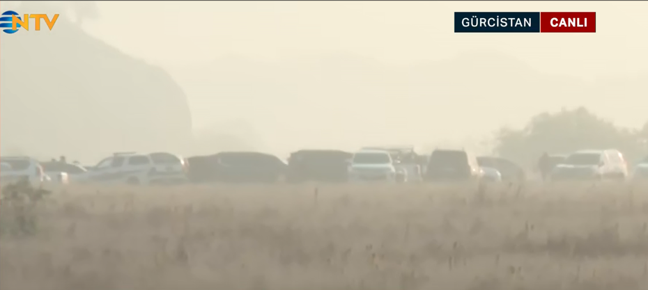 NTV ekibi Gürcistan'daki kargo uçağının enkaz alanında