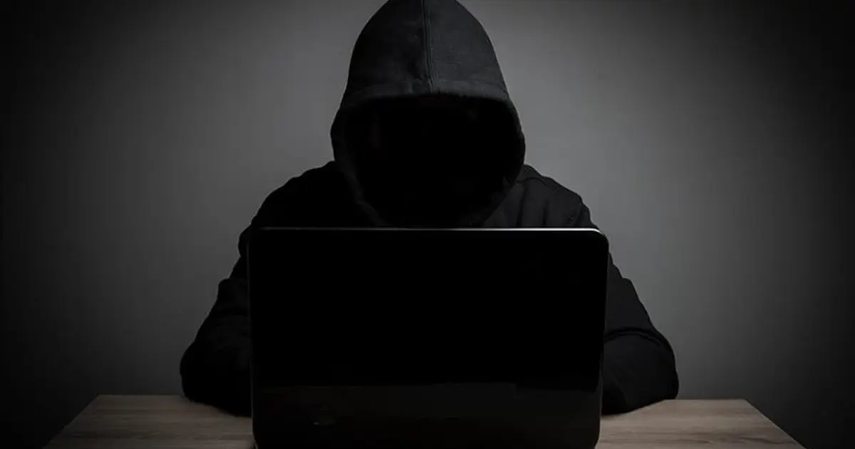 Siyah şapkalı hackerlara operasyon: Ellerinde 20 milyon kişinin bilgileri var