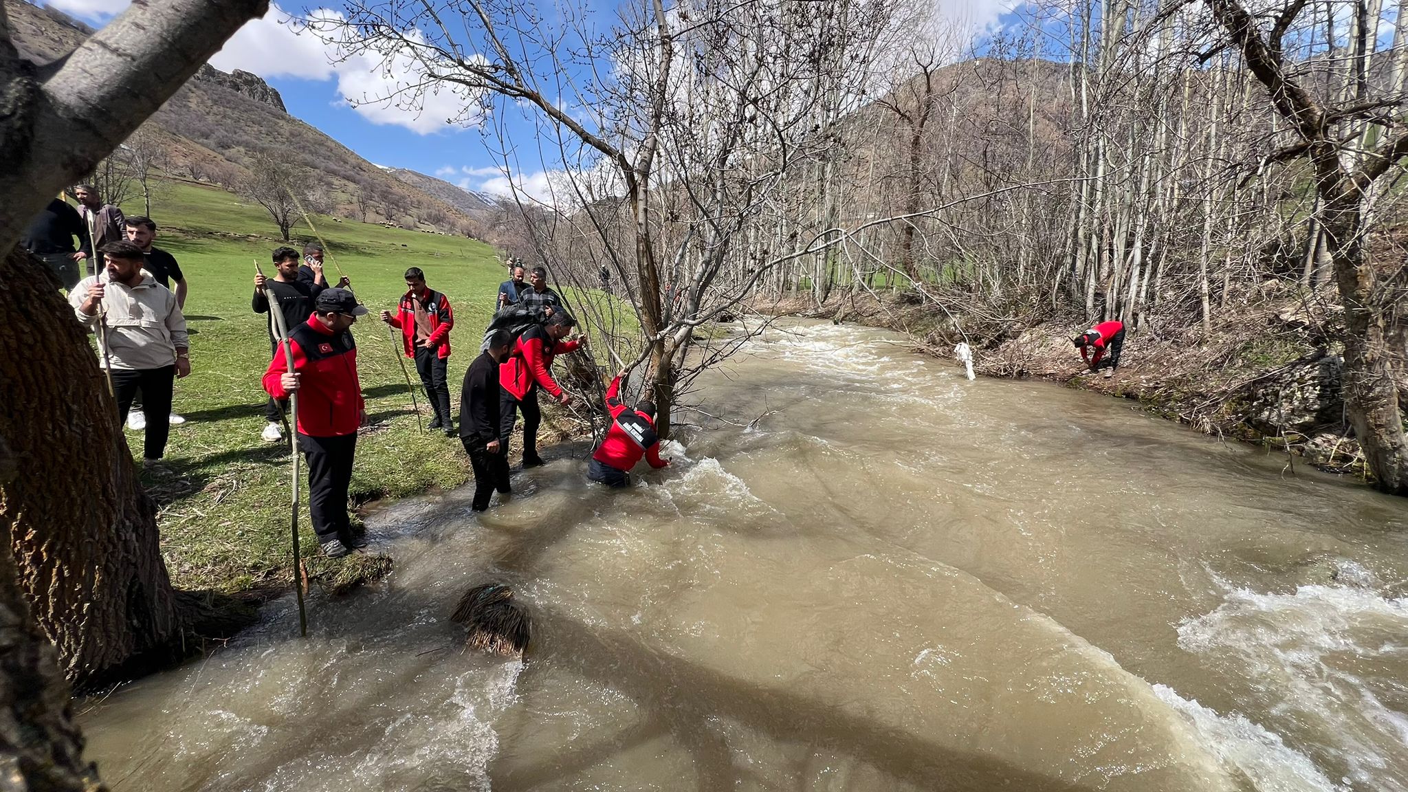 Hakkari'de derede kaybolan 8 yaşındaki Osman'dan acı haber