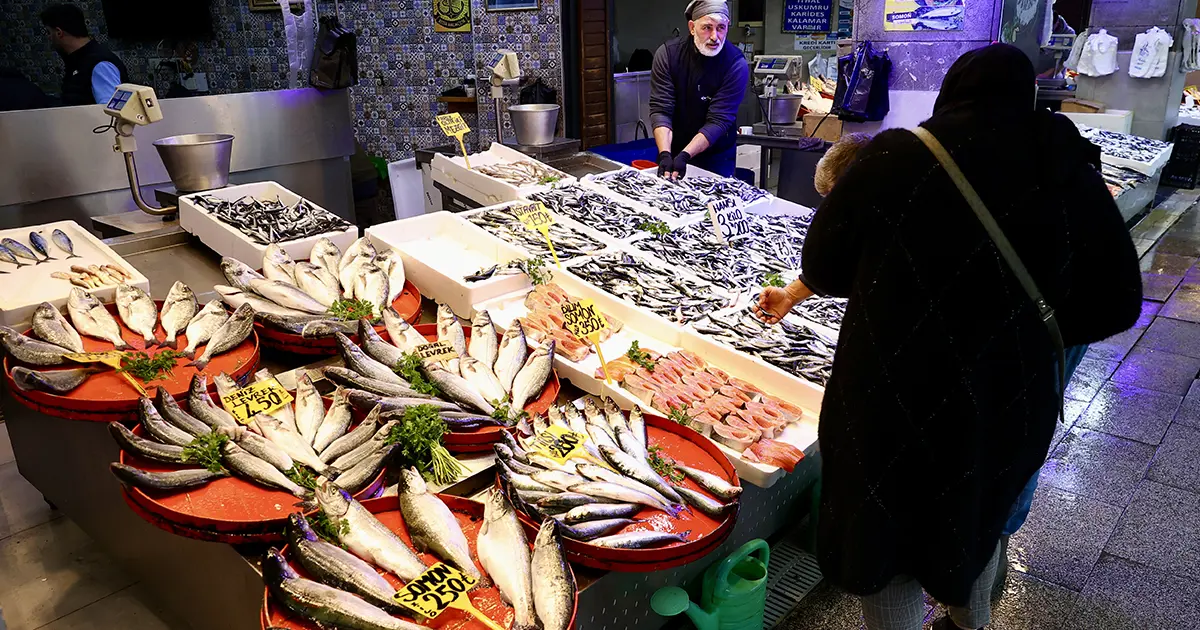 Tezgahlarda hamsi bolluğu