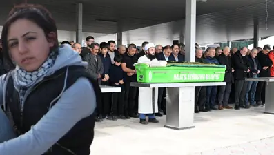 Havuzda fenalaşan Çiğdem öğretmenden acı haber