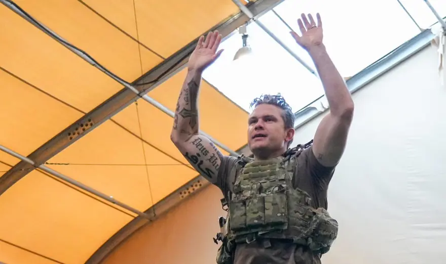 SAĞ KOLUNDA "KAFİR" YAZIYOR 1