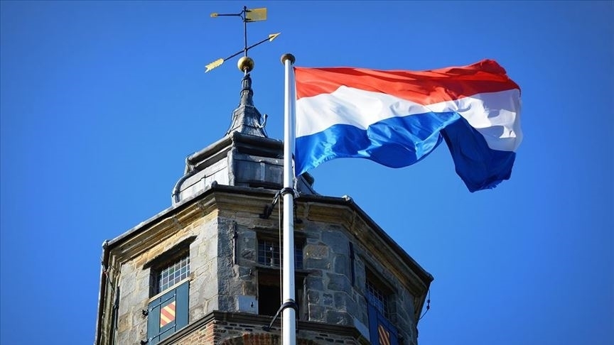 Hollanda'da seçim bitti, koalisyon pazarlıkları başladı