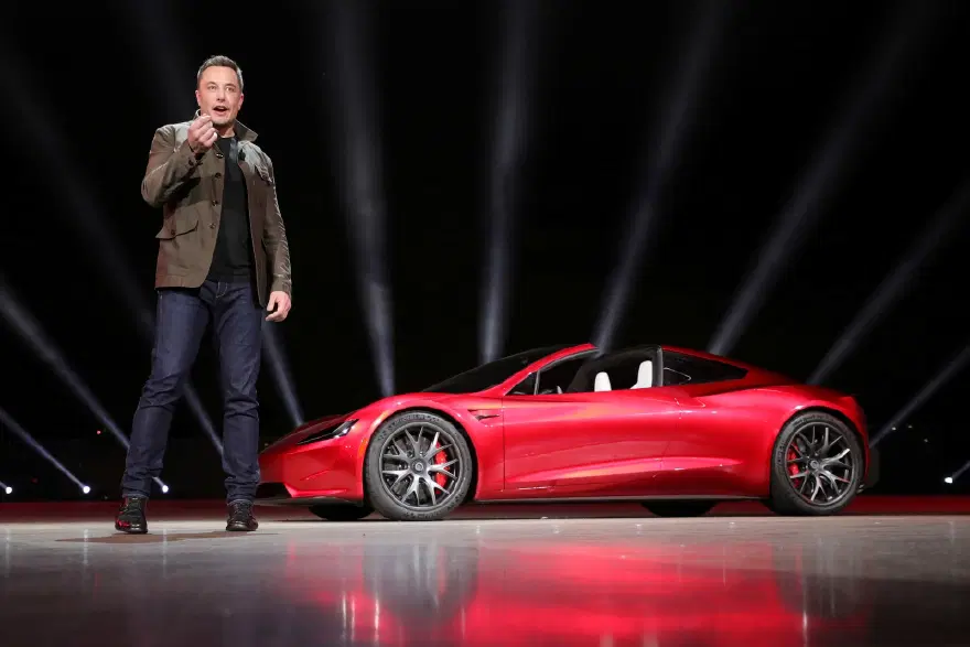 Uzun süredir erteleniyordu. Tesla Roadster 1 Ekim