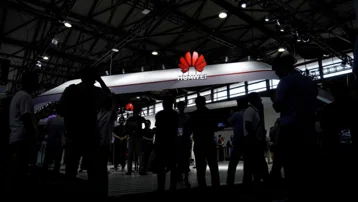 Huawei, İran'daki ticari ilişkileri nedeniyle ABD'de yargılanacak