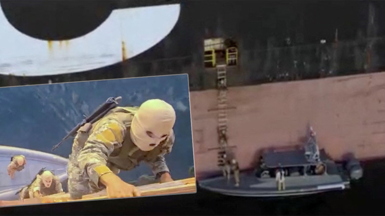 İran Hürmüz'de iki gemiye baskın yaptı