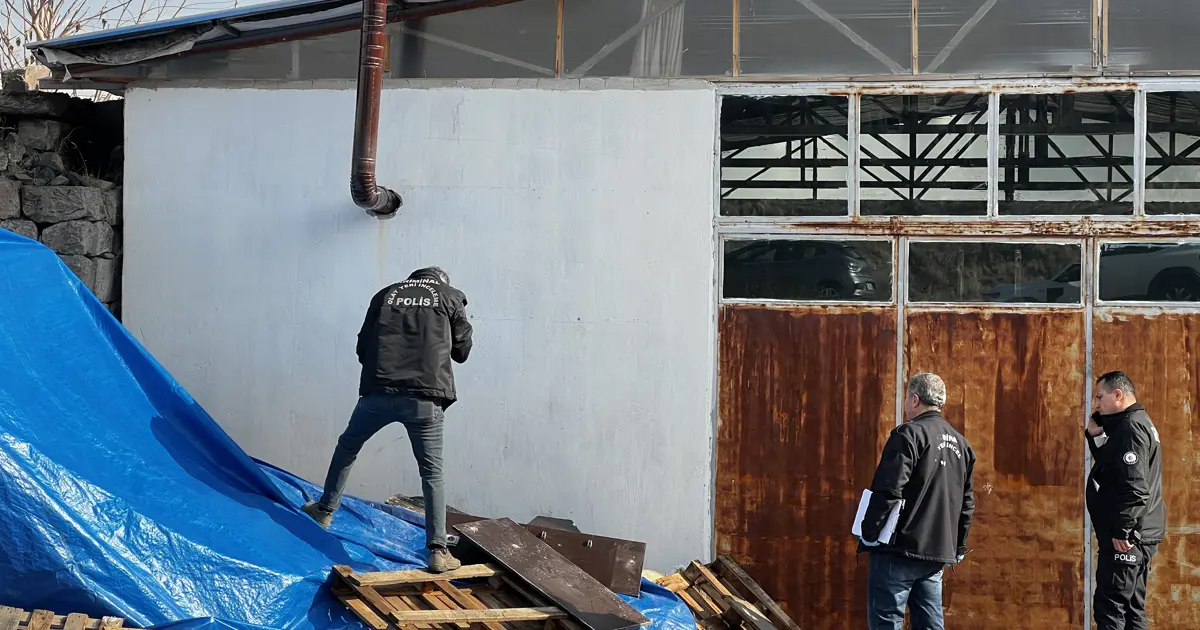 Arkadaşına yardım etmek istedi, hayatını kaybetti