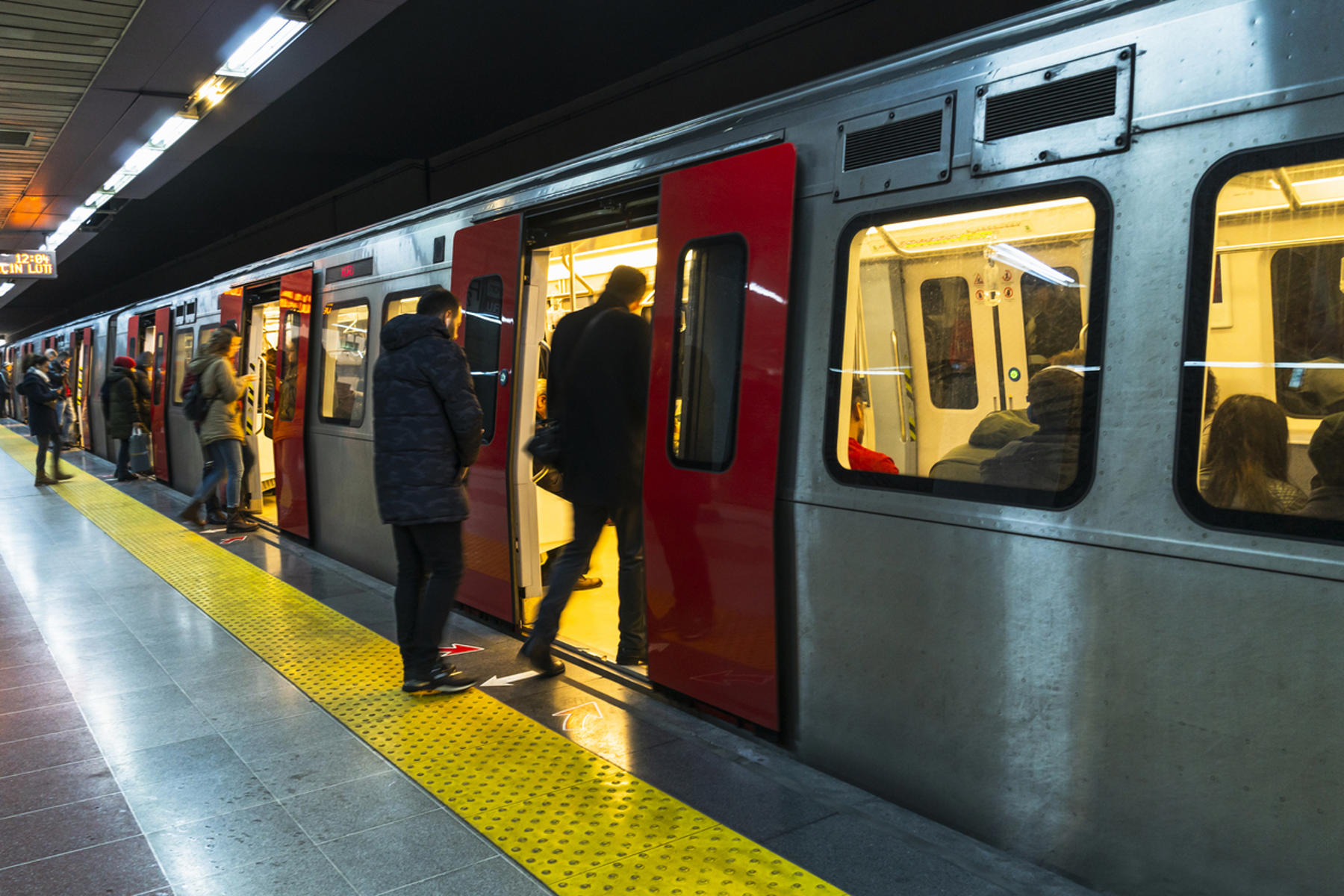 Yeni metro hattı müjdesi. 16 durağı olacak, 26 dakikada ulaşacak
