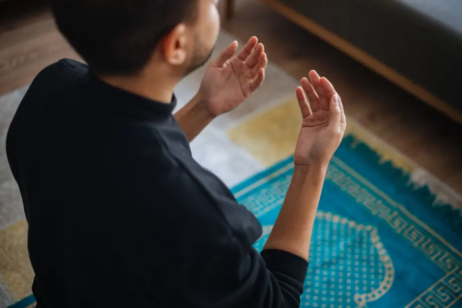 Kandil namazı nasıl kılınır, kaç rekat? (Diyanet'e Regaip Kandili namazı kılınışı)