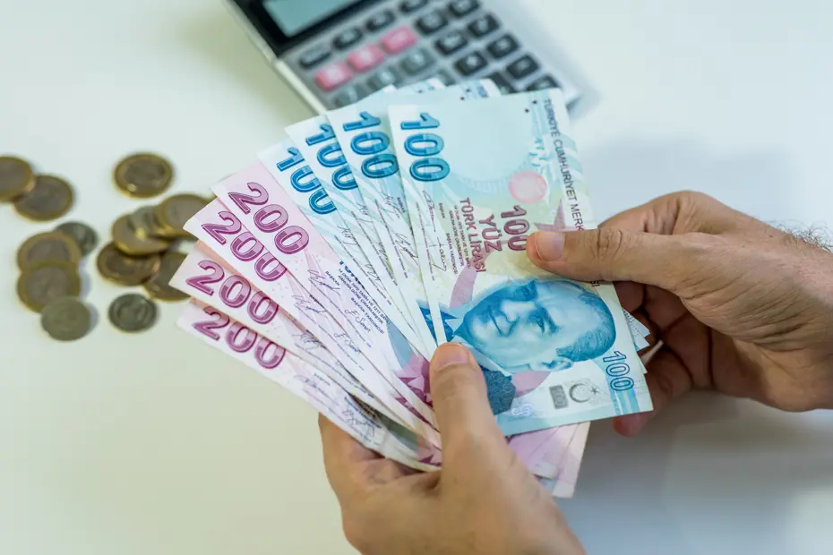 Memur ve emeklinin gözü aralık ayı enflasyonunda. 2026 memur ve emekli ocak zammı ne kadar olacak?