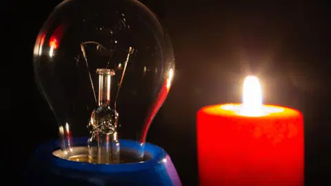 Yarın başlıyor, 9 saat sürecek. İstanbul'un 24 ilçesinde elektrik kesintisi