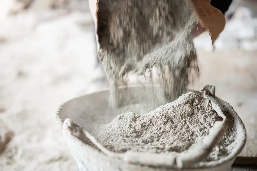 BETON ATIKLAR İNCELENİYOR 