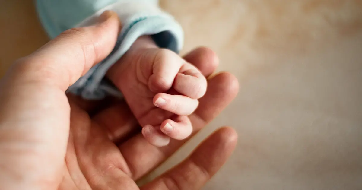 Babalık izni TBMM'de kabul edildi. 5 günden 10 güne çıkarıldı