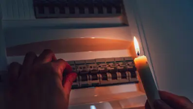 Gece 7 saat boyunca elektrik olmayacak! İstanbul'un 23 ilçesinde elektrik kesintisi (13 Şubat BEDAŞ elektrik kesintisi)