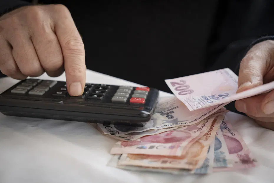 Emeklilere yüzde 30 indirim. Sigortacılıkta yapay zeka devrimi