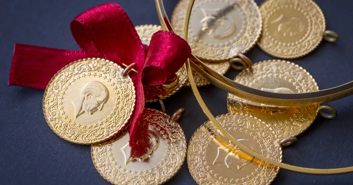 Altın fiyatları canlı 5 Kasım 2025: Altın fiyatları bugün ne kadar oldu? Gram, çeyrek, yarım, cumhuriyet ve tam altın alış-satış fiyatları