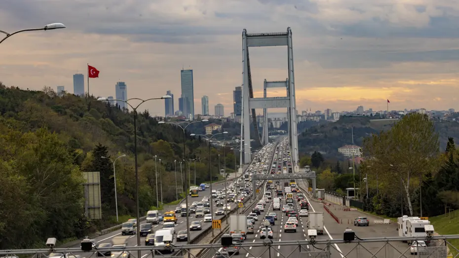 İstanbul'da bugün bu yollar kapatılacak: 29 Kasım trafiğe kapalı yollar ve alternatif güzergahlar