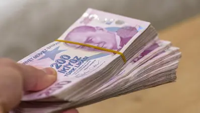 Emekli, memur, sözleşmeli personel, çalışan ve askere gidecekleri ilgilendiriyor, 6 ay geçerli olacak, Bakan Şimşek imzaladı