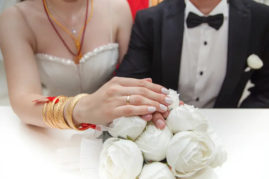 Düğün sektöründe yeni moda. "Tiyatral nikah memuru" fiyatları cep yakıyor