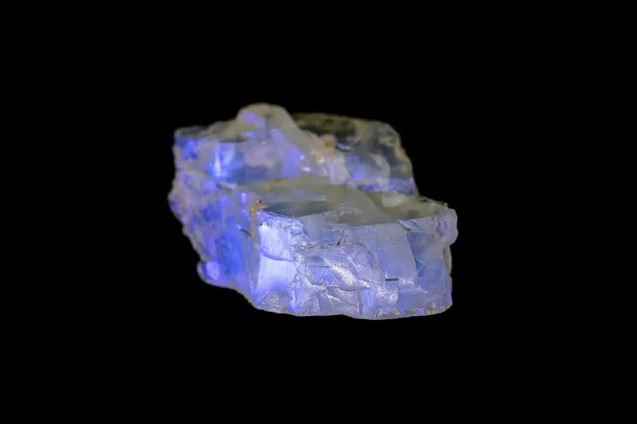 Bilim insanları Ay taşını açtı, içinden milyarlarca yıllık sır çıktı