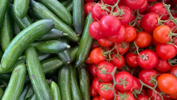 Pazarın en pahalı sebzesi oldu. Kilosu 150 TL'ye satılıyor