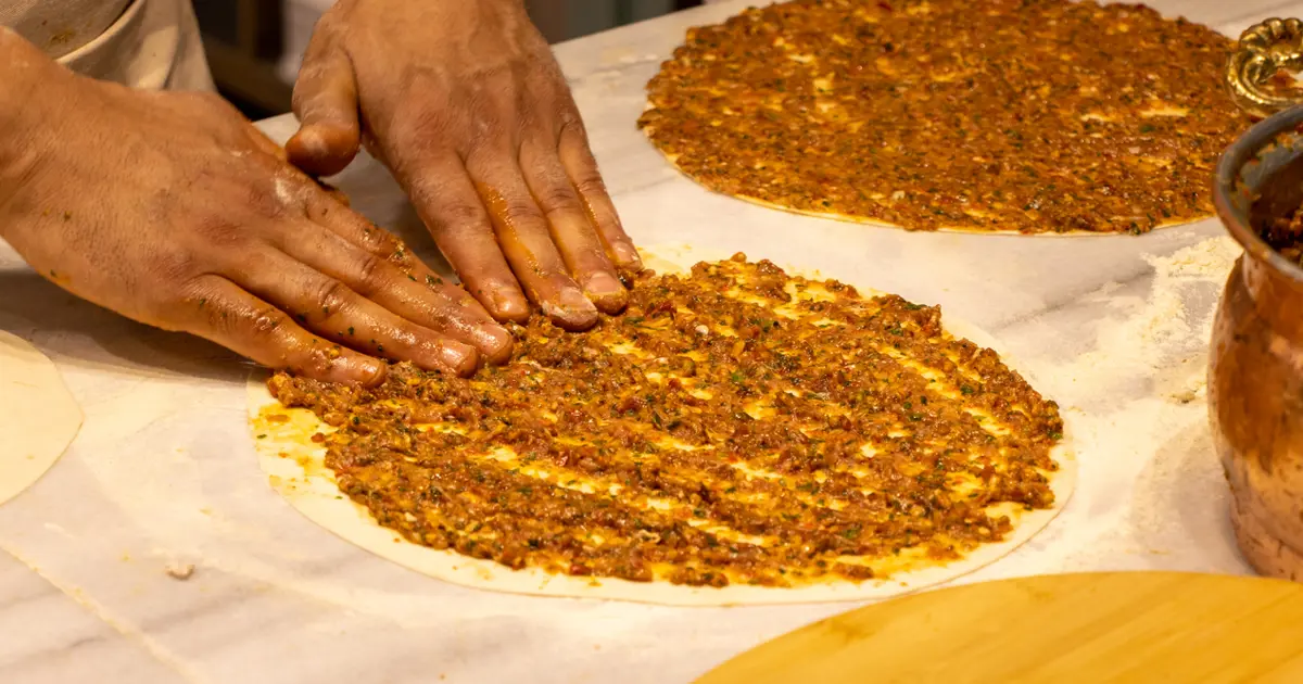 Lahmacun harcında kalp, köftede kanatlı... Taklit-tağşiş listesi güncellendi