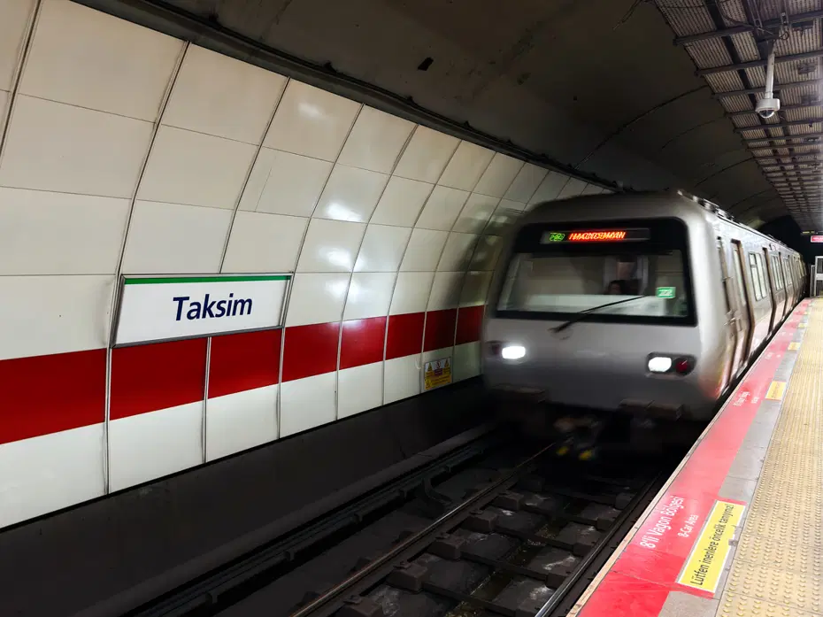 Metro ve tramvayda tek fiyat dönemi bitiyor. Ücret iadesi başlıyor
