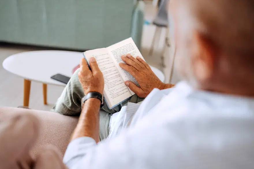 Her gün 5 dakika yetiyor. Düzenli kitap okumanın stres ve Alzheimer üzerine etkisi şaşırttı 1