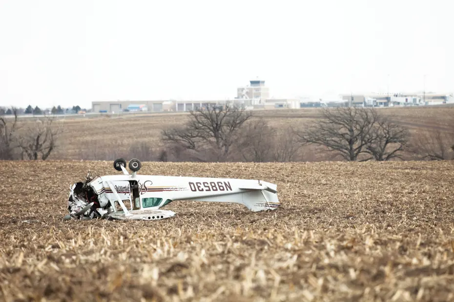 ABD'de ambulans uçak düştü. 5 kişi hayatını kaybetti