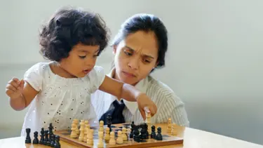 Üç yaşındaki Hintli çocuk satranç tarihine geçti