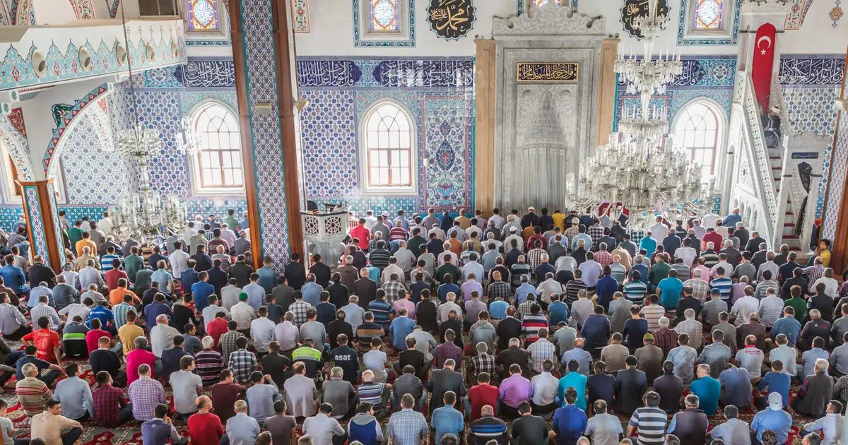 İstanbul'da bayram namazı saat kaçta? 2026 Diyanet İstanbul Kurban Bayramı namaz vakti