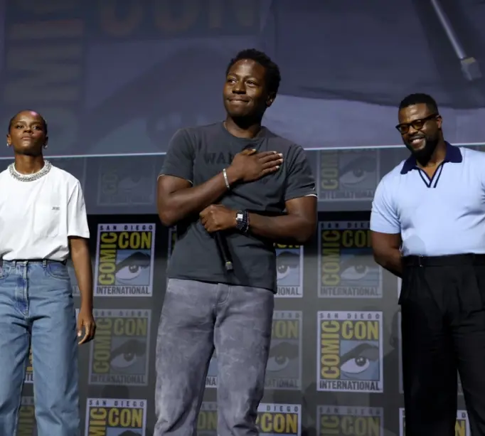 Marvel duyurdu. Black Panther 3 için tarih belirlendiBlack Panther 3 filminin 15 Aralık 2028 tarihinde vizyona gireceğini duyuruldu.