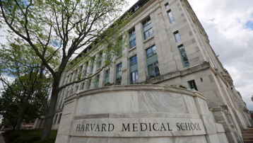 Harvard Tıp Fakültesi'nde skandal. Müdür kadavraları sattı